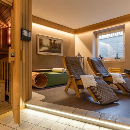 Albergo Contrin Кампителло-ди-Фасса Экстерьер фото